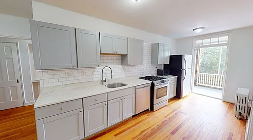 Floor plan 204