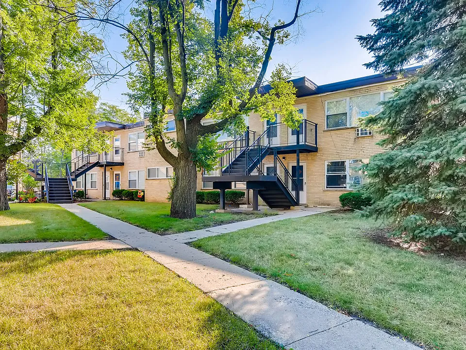 Hawthorne Apartments