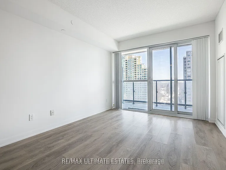 5168 Yonge St #711 — Photo 12