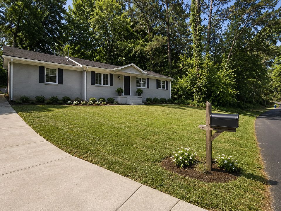 1st image of 2728 Pierce Dr N