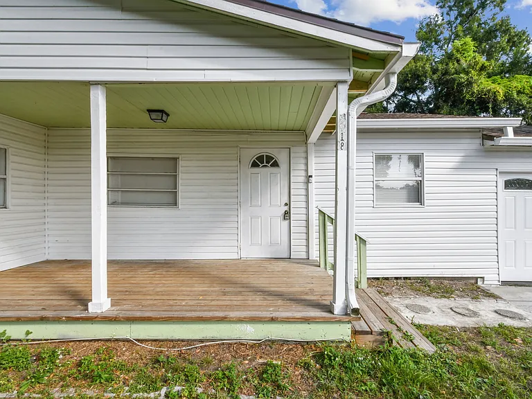 3918 E Clifton St — Photo 12