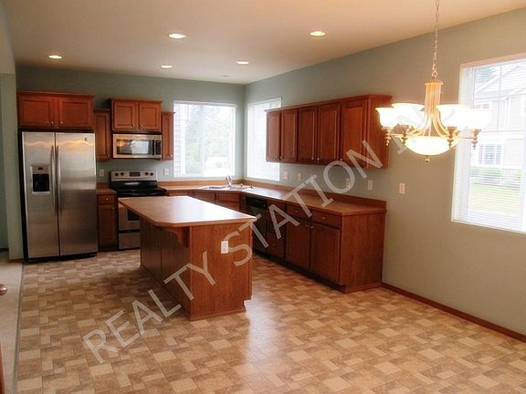 5th image of 1140 SE Koda Cir