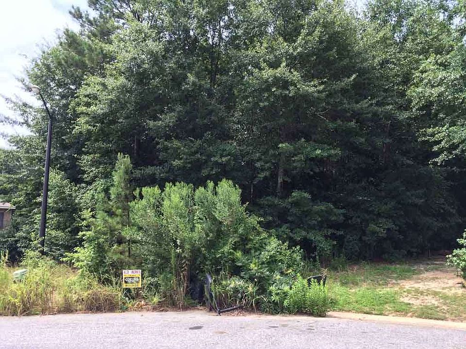 2nd image of 404 Spiceberry Ct