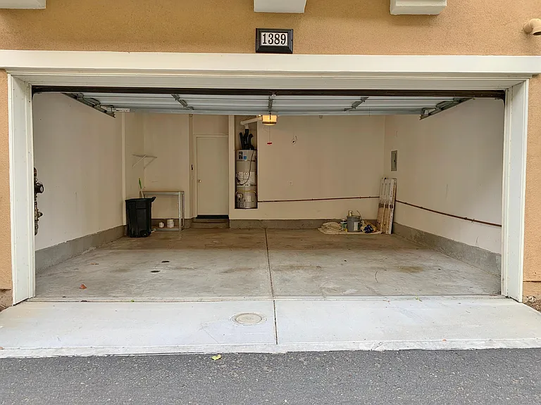 Attached Garage