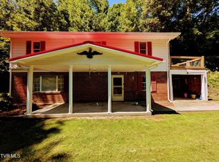 1341 Hazard Rd, Haysi, VA 24256