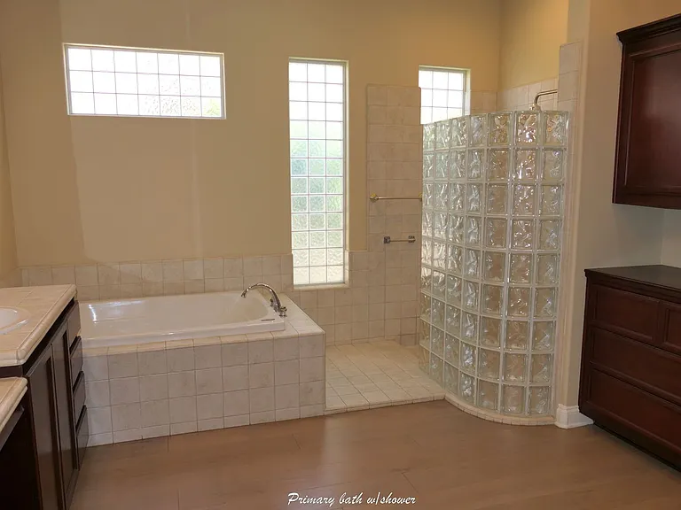 20 Via Bella — Photo 11