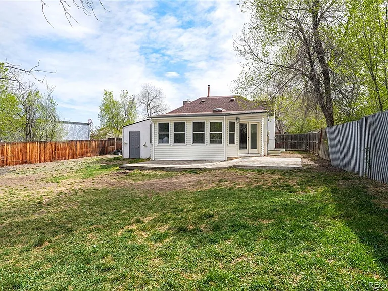 545 Ingalls St — Photo 17