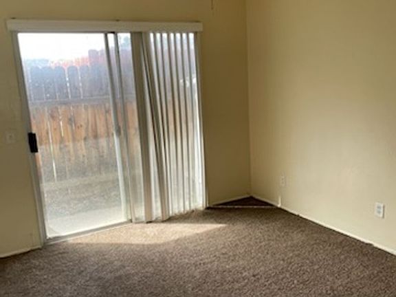 5th image of 25878 Columbia St APT 10