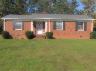 106 Crestview Dr, Inman, SC 29349