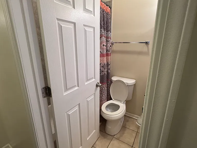 1427 N Lawndale Ave #BASEMENT — Photo 5