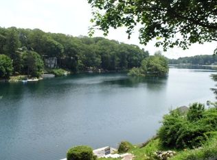 628 Otterhole Rd, West Milford, NJ 07480