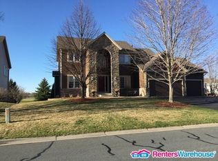 10468 Glen Eagle Rd, Woodbury, MN 55129