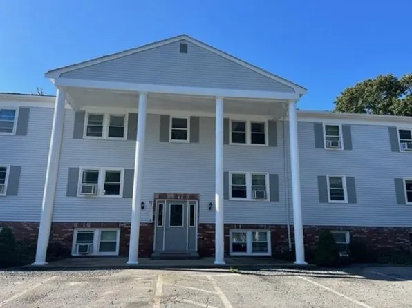 681 State Rd APT 10, Plymouth, MA 02360