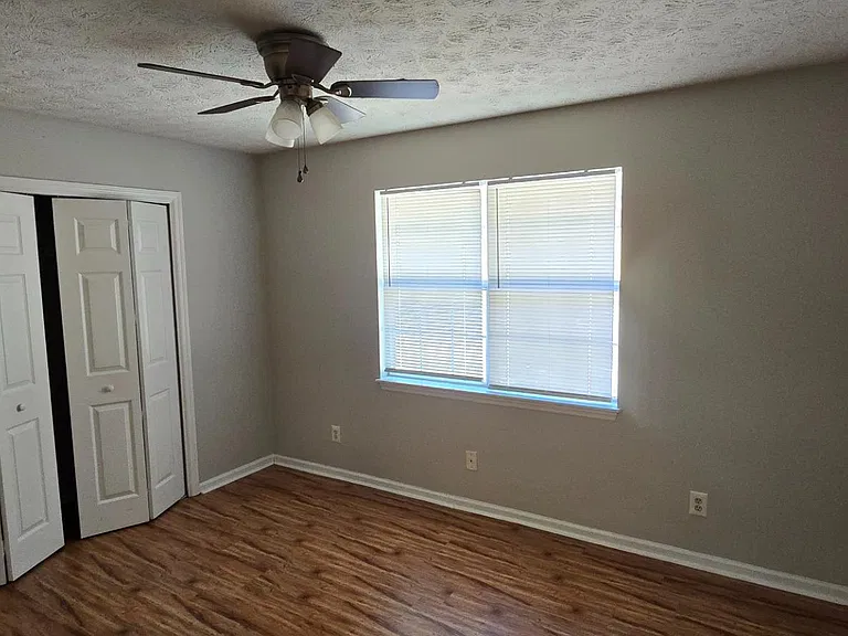 Unit Photo