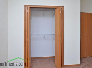 2403 Hampshire Dr APT 5, Champaign, IL 61820