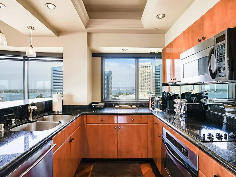 200 Harbor Dr #1502 — Photo 7