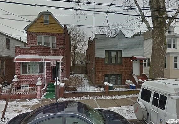 2nd image of 2320 99th St