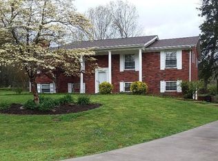 502 Gibbs Ferry Rd, Clinton, TN 37716