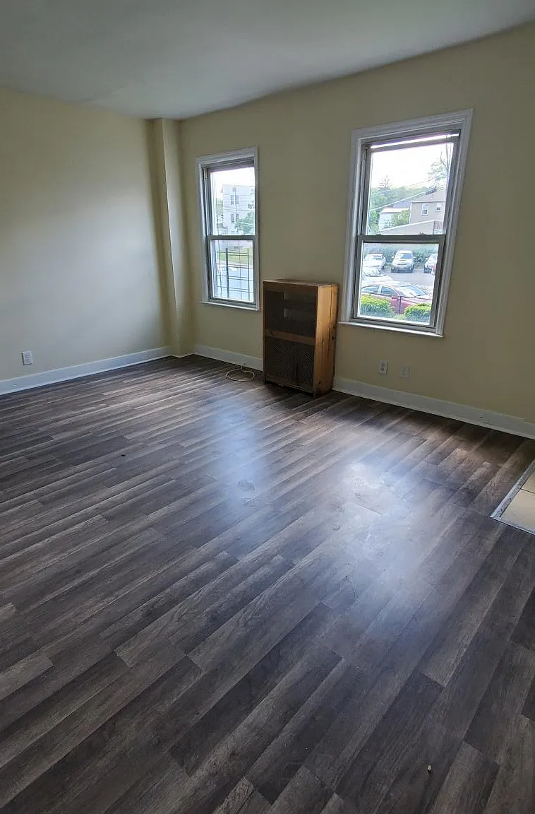 2 bed, 1.5 bath, $2,300 — Photo 4