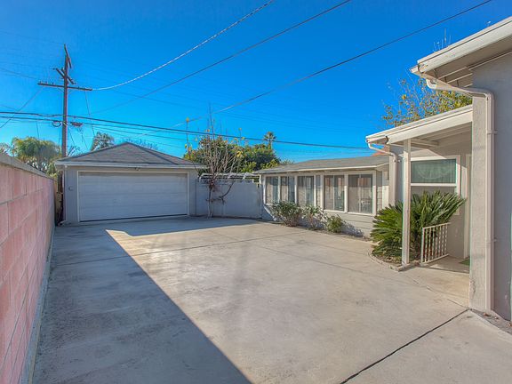 4th image of 611 W Granada Ct