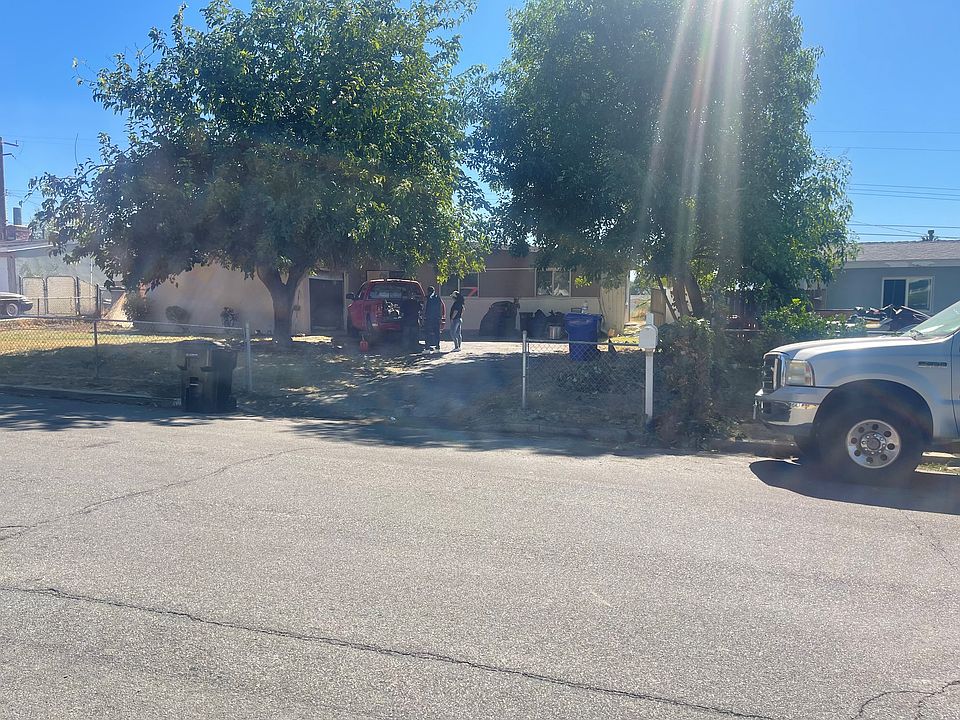 1st image of 27075 Villa Ave