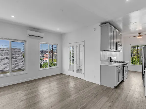 1922 Montrose Street