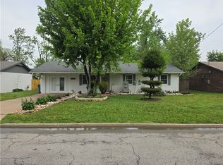 1001 SE 11th St, Bentonville, AR 72712