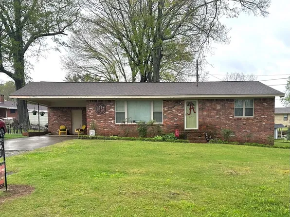 177 Duncan St, Russellville, AL 35654