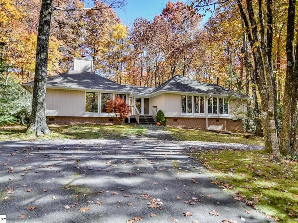 221 Conifer Falls Rd, Cleveland, SC 29635