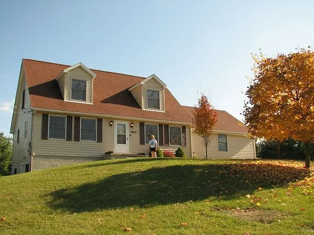 9648 Huron River Dr photo 1