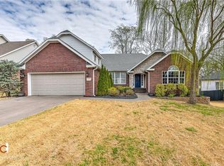 1731 S 41st St, Rogers, AR 72758
