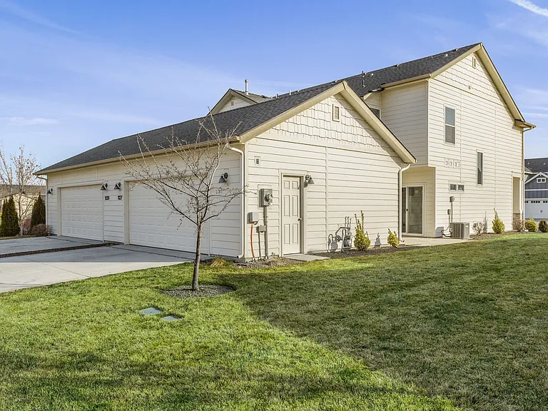 2 Car Garage