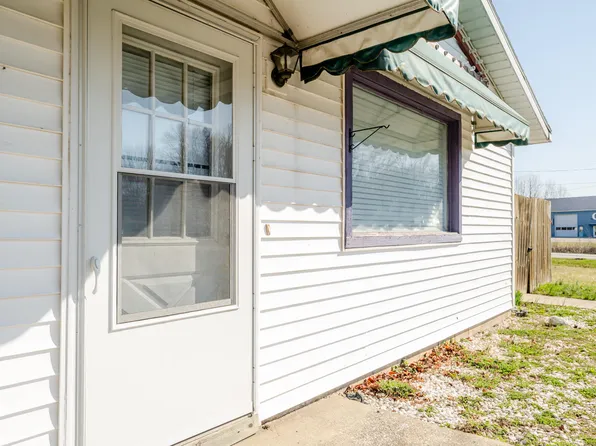 4875 N Watervliet Rd, Watervliet, MI 49098