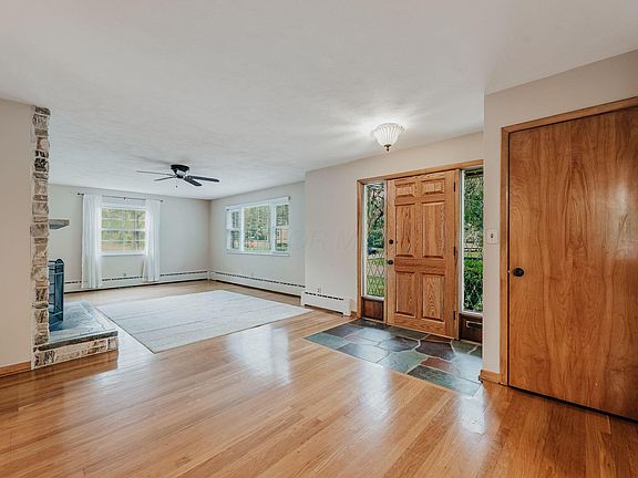 5th image of 3200 Mount Holyoke Rd