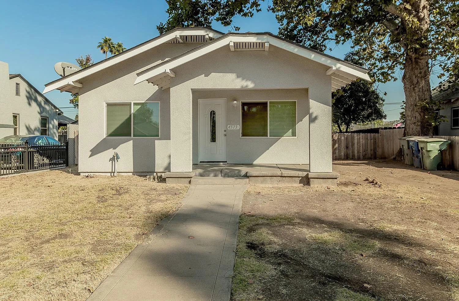 4573 E Nevada Ave photo 1