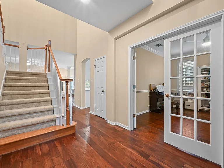 11222 Tracton Ln — Photo 6