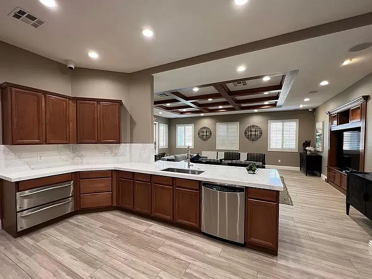 2315 Malaga Peak St — Photo 33
