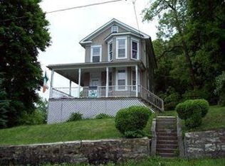 36 W 3rd St, Everett, PA 15537