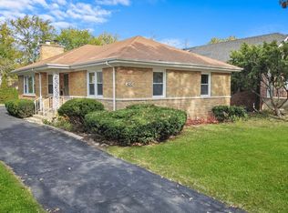 400 Addison Rd, Riverside, IL 60546