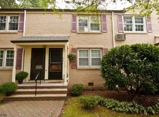 514 Lincoln Park E, Cranford, NJ 07016