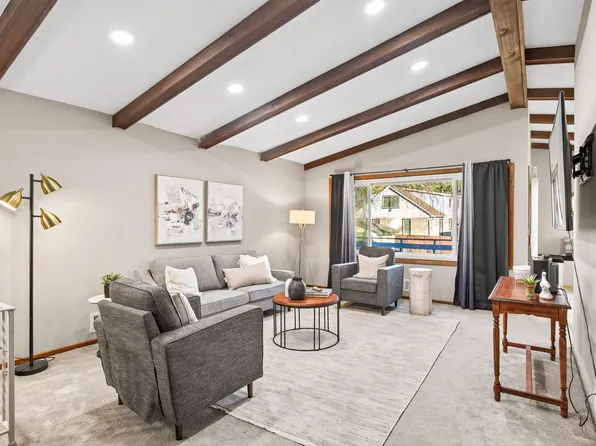 307 Sunrise Ln, Champlin, MN 55316