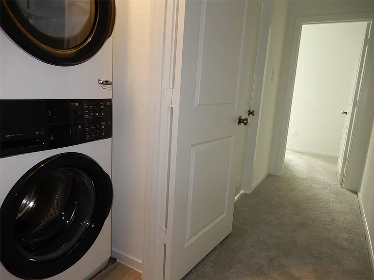 21369 Carosella Dr — Photo 12