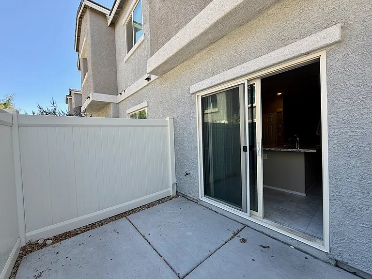 4536 Lafontaine Ct #1080 — Photo 43