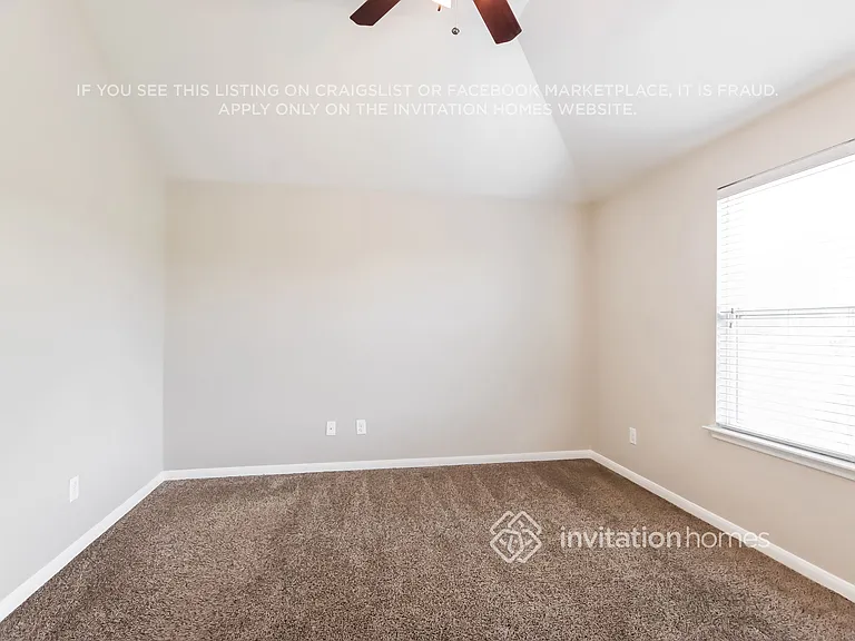 18702 Walden Glen Cir — Photo 8