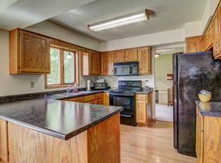 8989 Glacier Rd, Woodbury, MN 55125