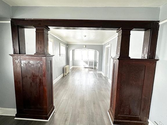 4th image of 4090 North 7th STREET