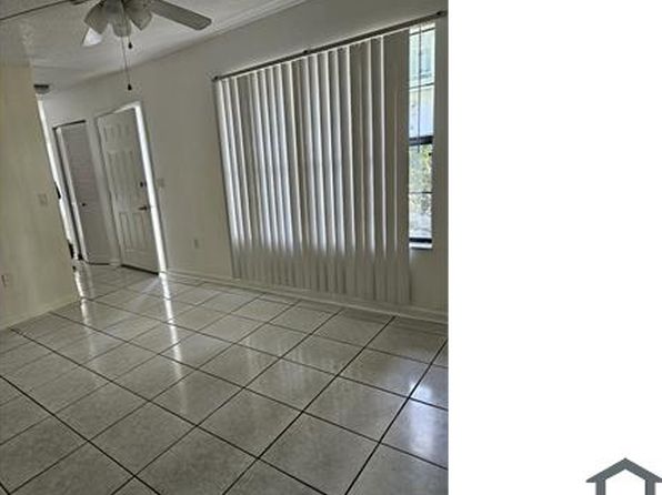 840 Center Ave APT 19