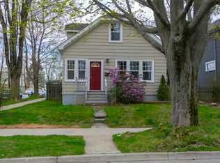 2686 Gladstone St, Halifax, NS B3K4W4
