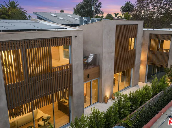 2132 Walnut Ave, Venice, CA 90291