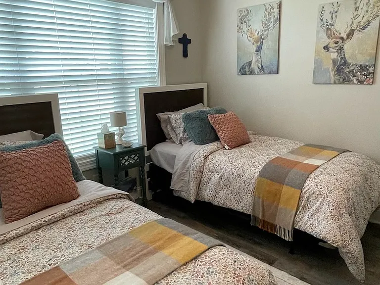 212 Victorian Lake Dr — Photo 24